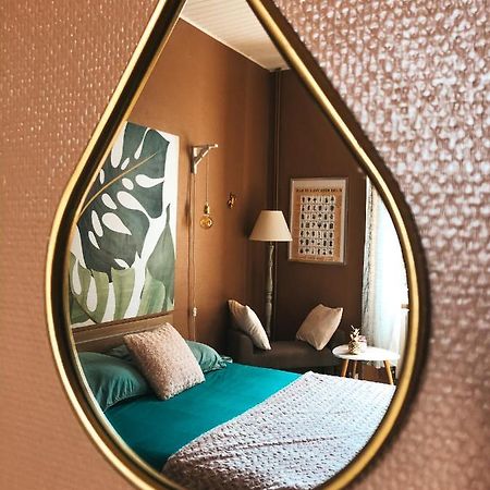 Chambre Salle De Bain Partagee Коняк Екстериор снимка