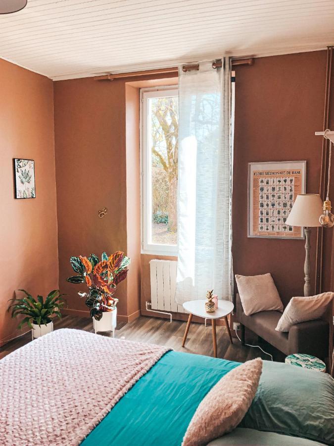 Chambre Salle De Bain Partagee Коняк Екстериор снимка